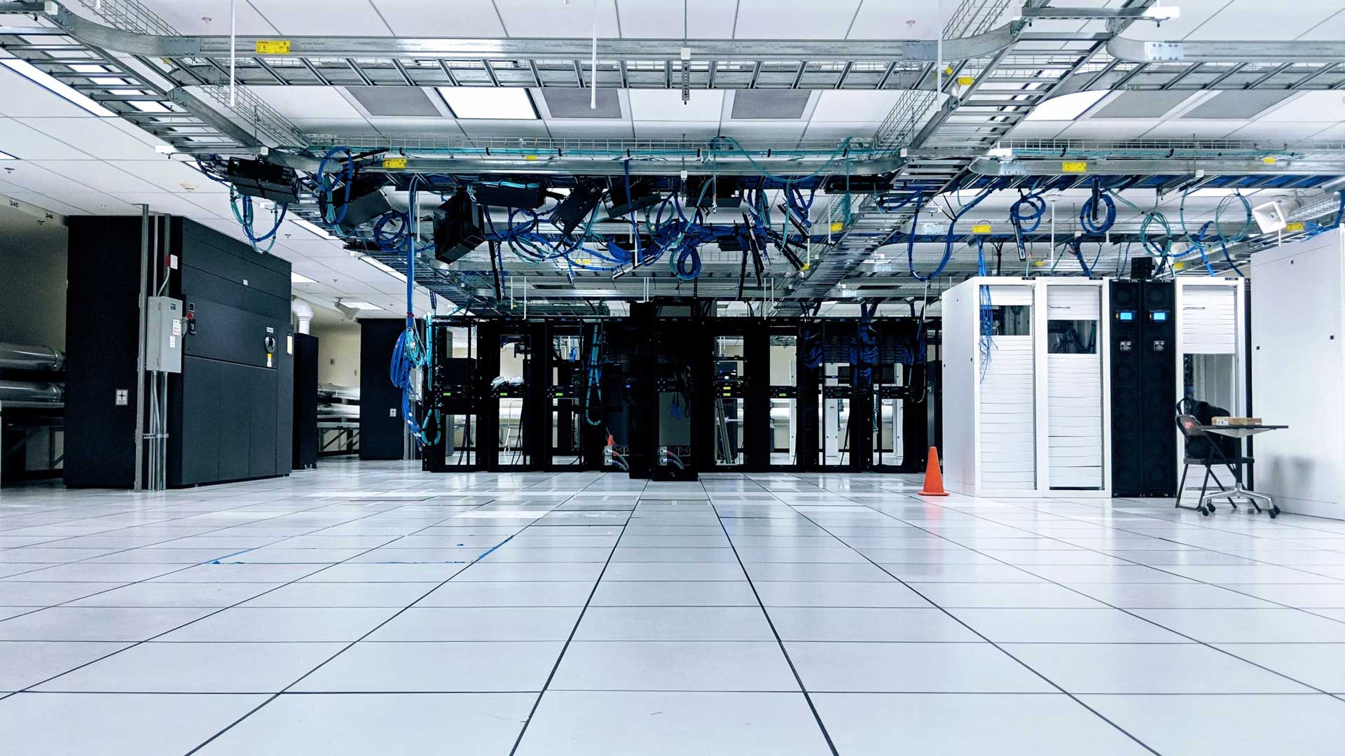 advanced hosting